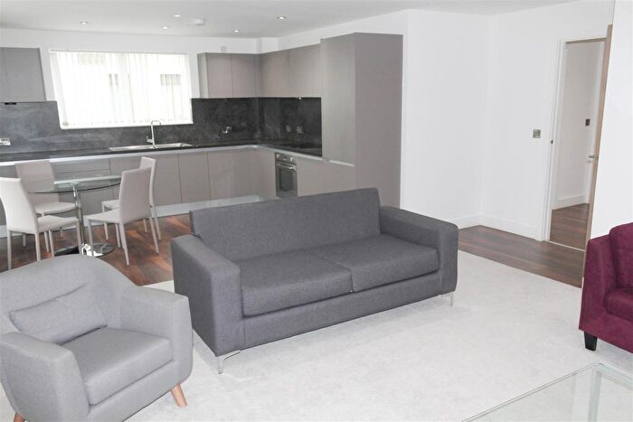 2 Bedroom Flat To Rent In The Assembly, One Cambridge Street, M1