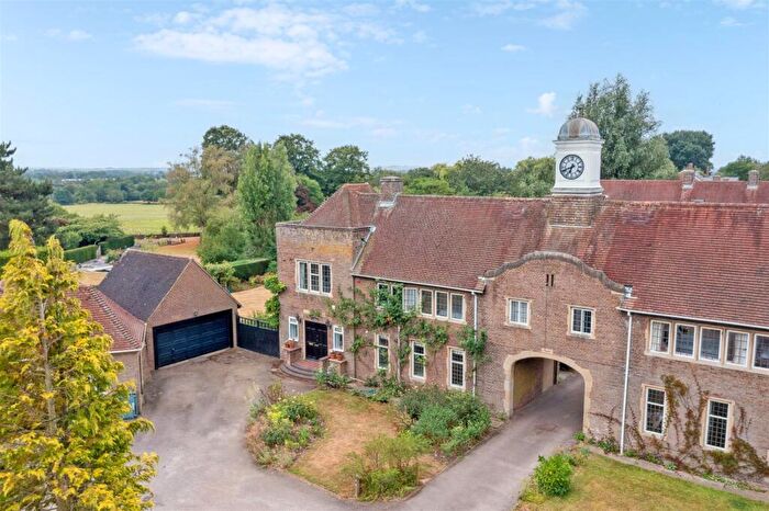4 Bedroom House For Sale In Little Horwood Manor, Little Horwood, Milton Keynes, Buckinghamshire, MK17