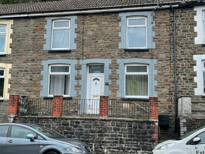 3 Bedroom Terraced House To Rent In Oakland Terrace, Ferndale, CF43