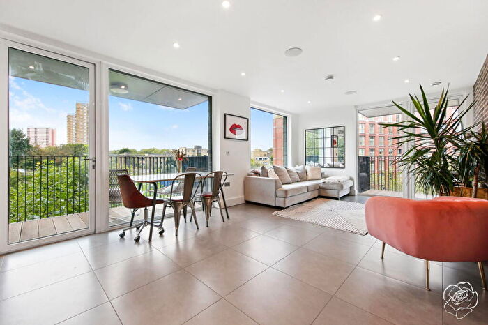 3 Bedroom Apartment For Sale In Curing House, Remus Road, Bow, E3