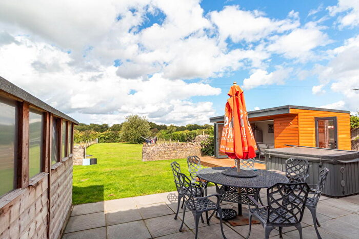 4 Bedroom Barn Conversion For Sale In Hailstone Farm, Redhill, BS40