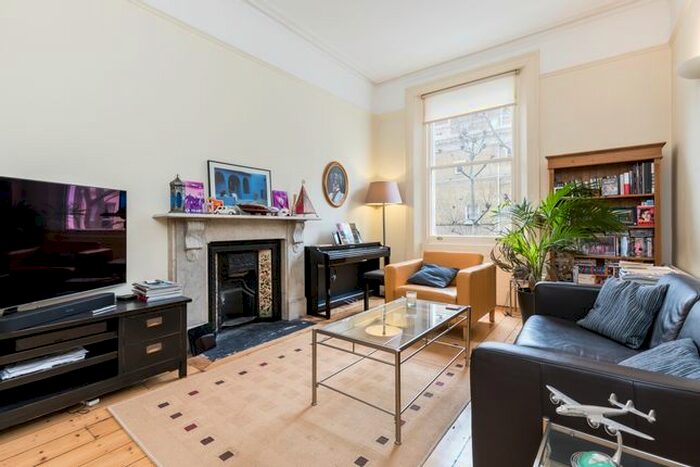 1 Bedroom Flat To Rent In Linden Gardens, Notting Hill, London, W2
