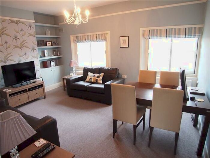 2 Bedroom Apartment To Rent In Shooters Hill Road Blackheath London, SE3