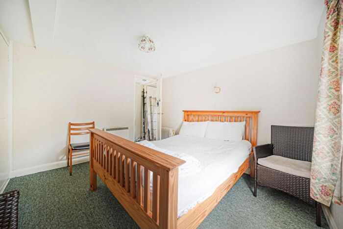 2 Bedroom Semi-Detached House For Sale In The Garden, Barton Stacey, Winchester, SO21