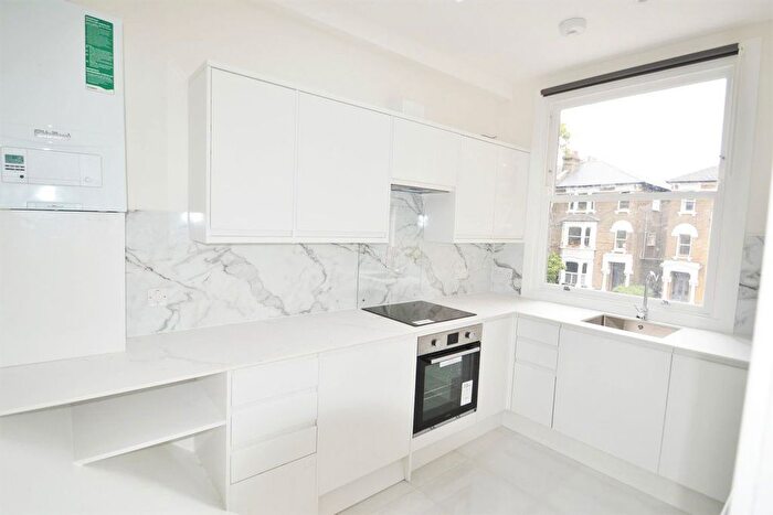 1 Bedroom Flat To Rent In Hillmarton Road, London, N7