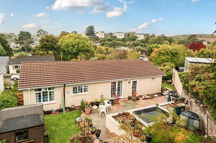 2 Bedroom Detached Bungalow For Sale In Weavers Way, Kingskerswell, Newton Abbot, Devon, TQ12