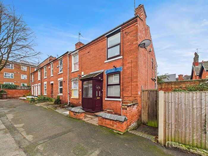 2 Bedroom End Terrace House For Sale In Ivy Grove, New Basford, Nottingham, NG7