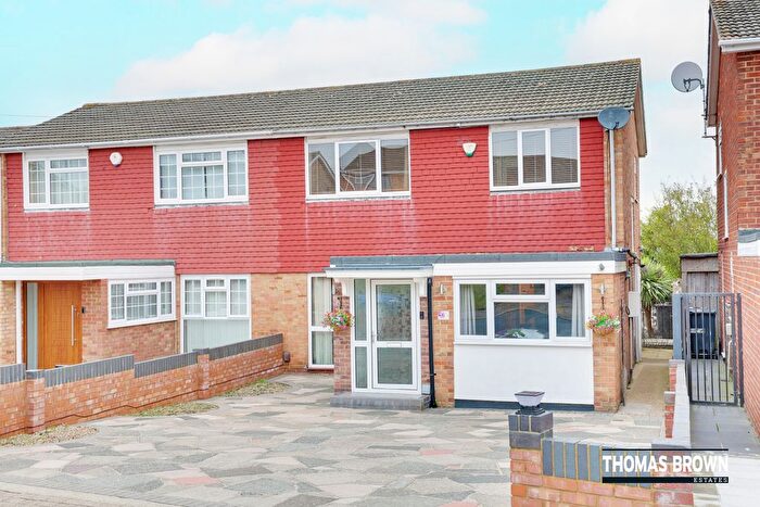 4 Bedroom Semi Detached House For Sale In Nicolson Road, Orpington, BR5