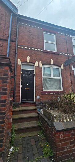 2 Bedroom Terraced House To Rent In Lewis Street, Walsall, WS2