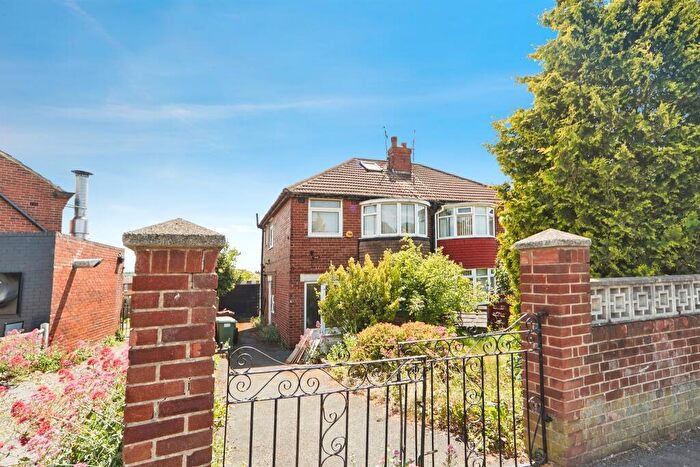 3 Bedroom Semi-Detached House For Sale In Kellett Crescent, Leeds, LS12