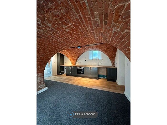 1 Bedroom Flat To Rent In Coach House Mews, Llanrhydd, Ruthin, LL15