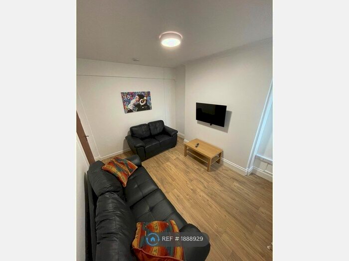 4 Bedroom Terraced House To Rent In Dan Y Graig Rd, Swansea, SA1