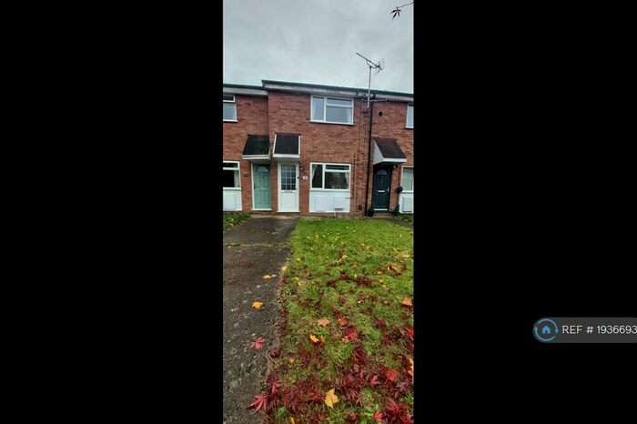 2 Bedroom Terraced House To Rent In Leaside, Houghton Regis, LU5