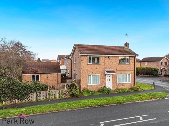 3 Bedroom Detached House For Sale In Moor Lane, Sherburn In Elmet, Leeds, LS25