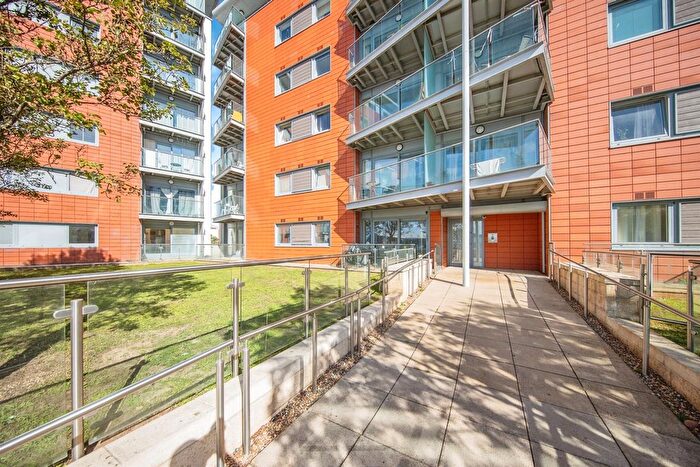 2 Bedroom Flat For Sale In Anchor Street, Ipswich, IP3