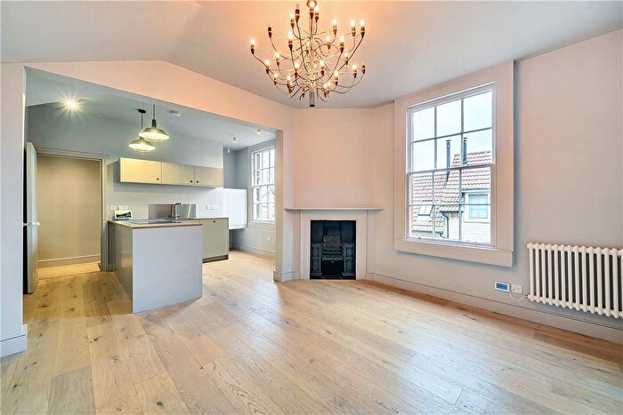3 Bedroom Maisonette For Sale In Walcot Street, Bath, Somerset, BA1