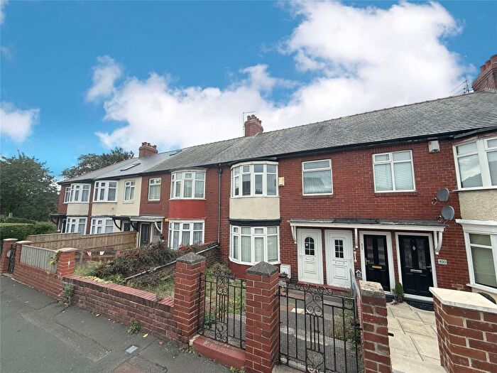 3 Bedroom Flat For Sale In Old Durham Road, Gateshead, NE9