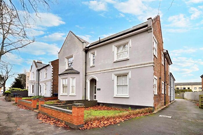 2 Bedroom Apartment For Sale In Park House, Avenue Road, Leamington Spa, CV31