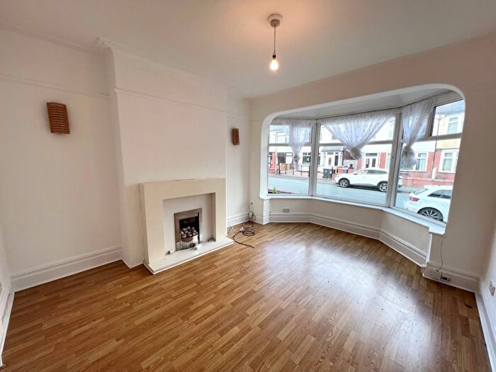 3 Bedroom Semi-Detached House To Rent In Trenant Road, Salford, M6