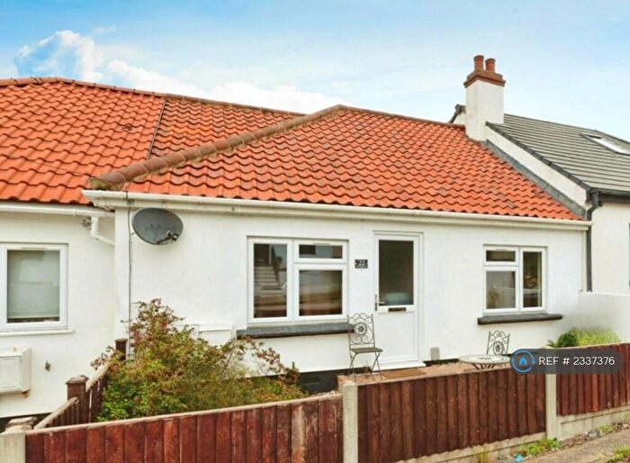 2 Bedroom Bungalow To Rent In Rectory Gardens, Basildon, SS13