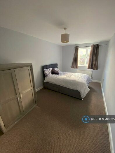 2 Bedroom Flat To Rent In Swan Court, Doncaster, DN6