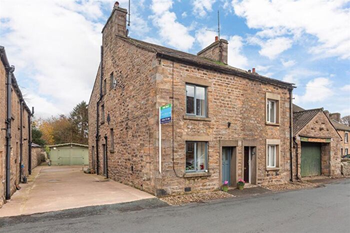 3 Bedroom Semi Detached House For Sale In Main Street, Wray, Lancaster, LA2