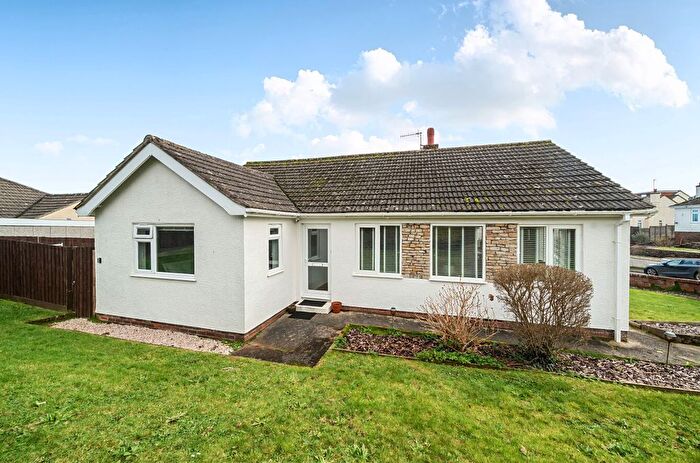 3 Bedroom Detached Bungalow For Sale In Copythorne Road, Brixham, Devon, TQ5
