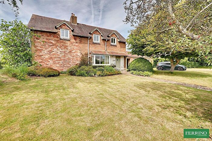 5 Bedroom Detached House For Sale In Woodend Lane, Awre, Newnham, Gloucestershire., GL14