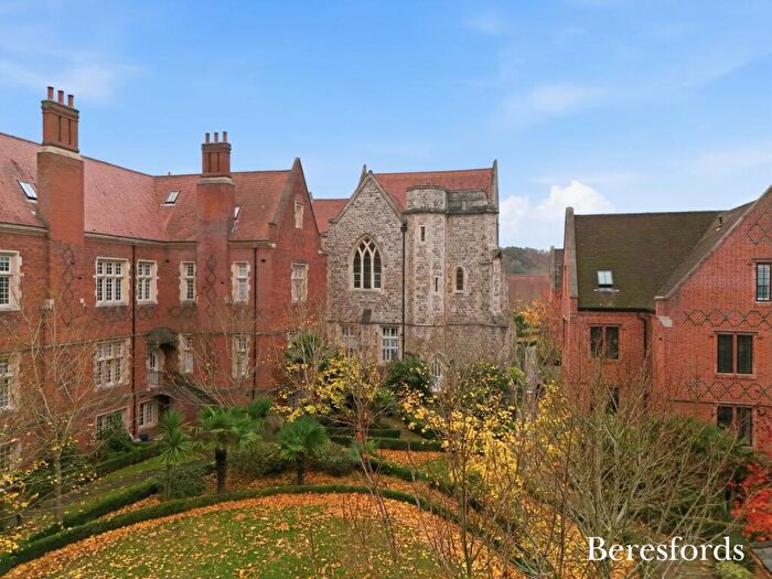 1 Bedroom Duplex For Sale In The Galleries, Warley, CM14