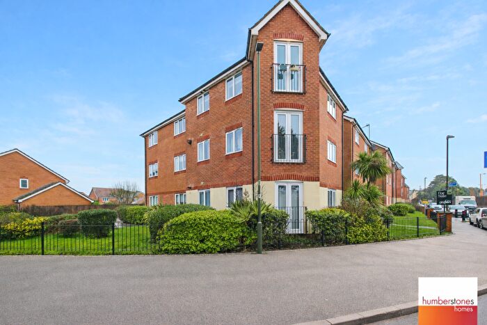 2 Bedroom Apartment For Sale In Garrington Road, Bromsgrove, B60