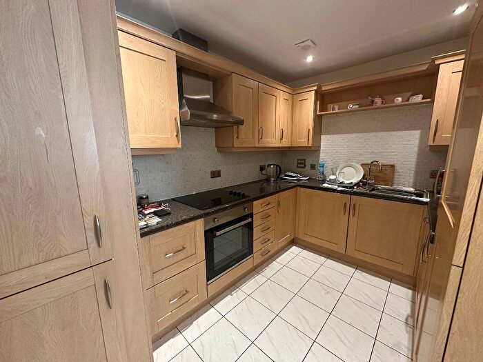 2 Bedroom Flat To Rent In Maple Court, Prescot, L34