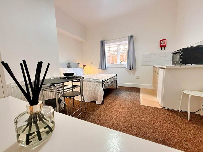 Studio To Rent In Lowther Road, Charminster, BH8