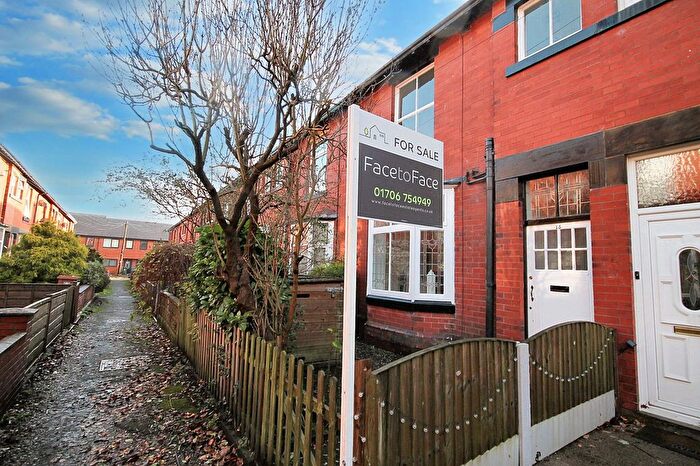 3 Bedroom Terraced House For Sale In Central Avenue, Littleborough, OL15