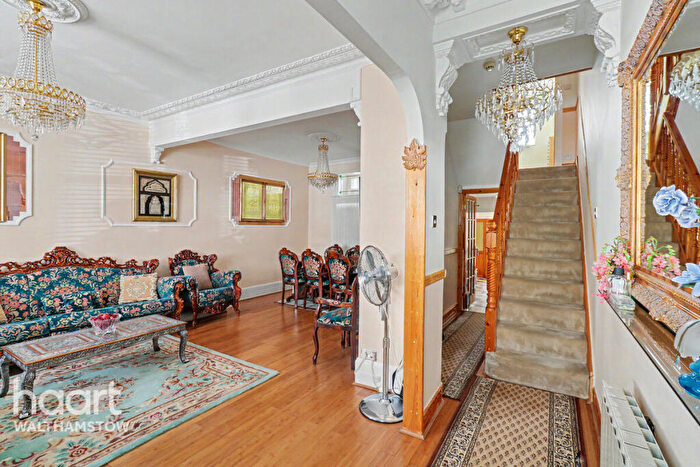 3 Bedroom Terraced House For Sale In Priory Avenue, Walthamstow, E17