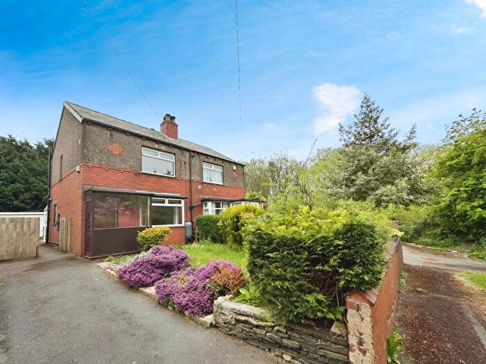 2 Bedroom Semi-Detached House For Sale In Highmoor Lane, Cleckheaton, BD19