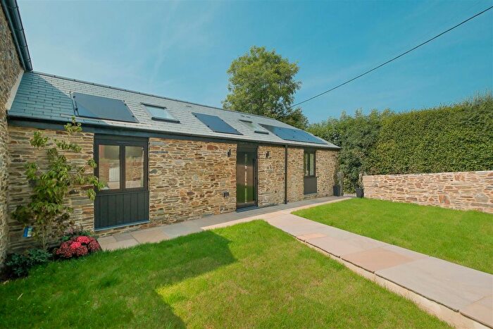 2 Bedroom Barn Conversion For Sale In Pengover, Nr Liskeard, PL14