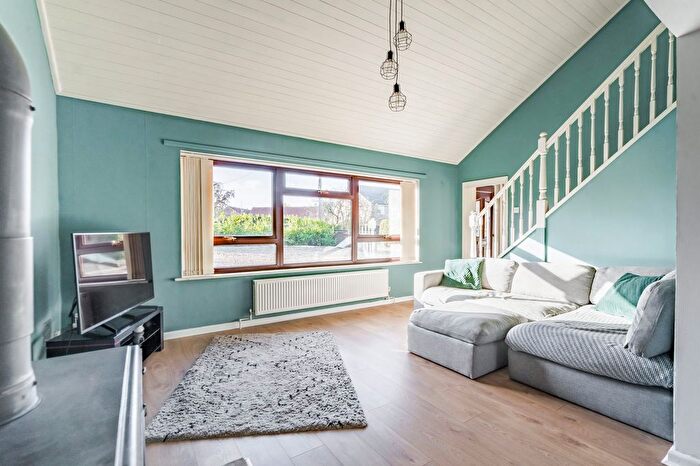 4 Bedroom Detached House For Sale In Swaffham Road, Watton, Thetford, IP25