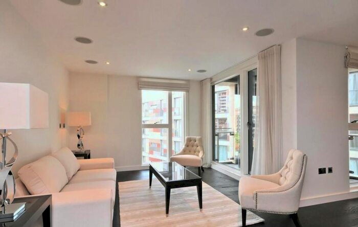 3 Bedroom Flat To Rent In Moore House, Gatliff Road, Grosvenor Waterside, SW1W