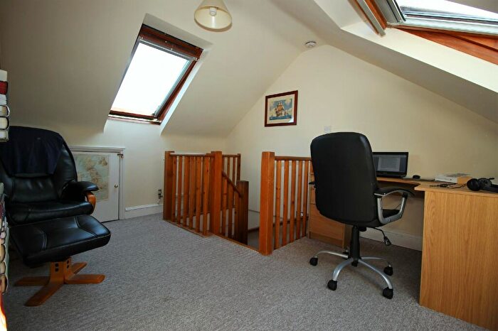2 Bedroom End Of Terrace House To Rent In Bermuda Terrace, Cambridge, CB4