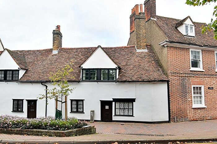 2 Bedroom End Of Terrace House To Rent In St. Andrew Street, Hertford, SG14