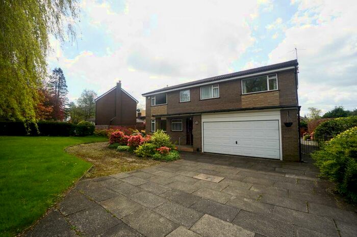5 Bedroom Detached House To Rent In Rosebank, Lostock, BL6