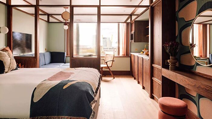 1 Bedroom Studio To Rent In Cartier Circle, London, E14