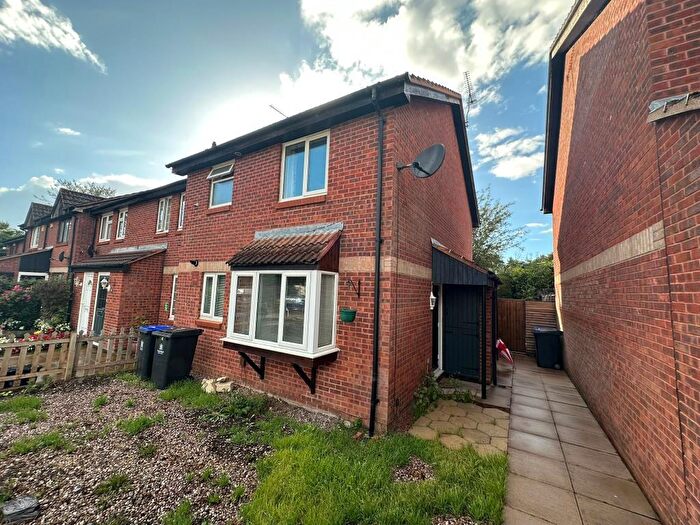 1 Bedroom Terraced House To Rent In George Green, Slough, SL3