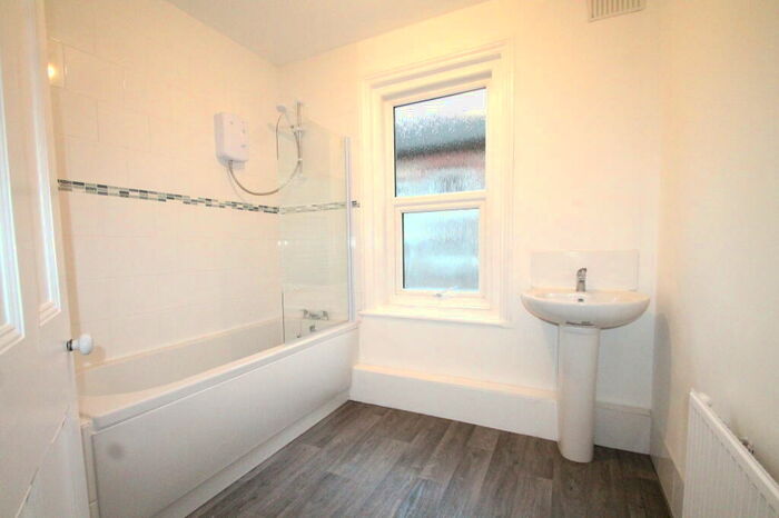 1 Bedroom Apartment To Rent In Northcourt Road, BN14