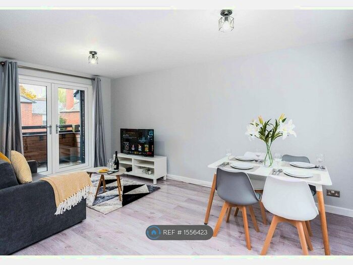 1 Bedroom Flat To Rent In Osprey Court, Reading, RG1