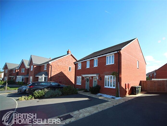 3 Bedroom Semi-Detached House For Sale In Blackbird Gardens, Langford, Biggleswade, Bedfordshire, SG18