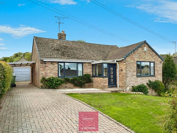 3 Bedroom Bungalow To Rent In Mercia Road, Winchcombe, GL54
