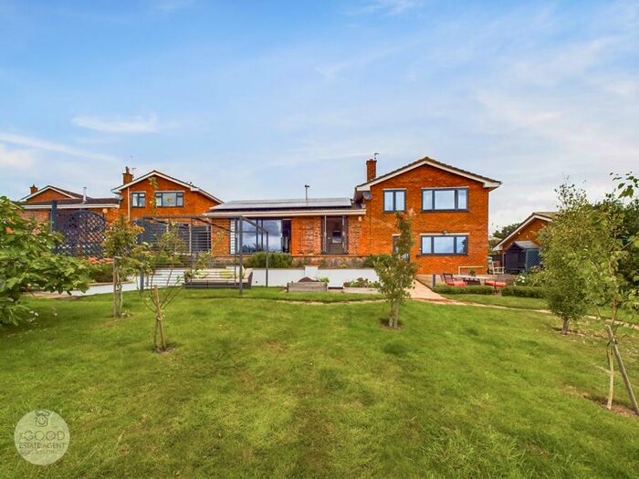 3 Bedroom Detached House For Sale In Caple Avenue, Kings Caple, Hereford, HR1