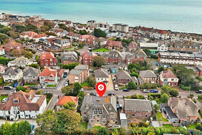 2 Bedroom Flat For Sale In Southbourne, BH6