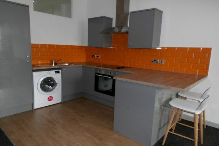 1 Bedroom Flat To Rent In High Street, Blackburn, BB1